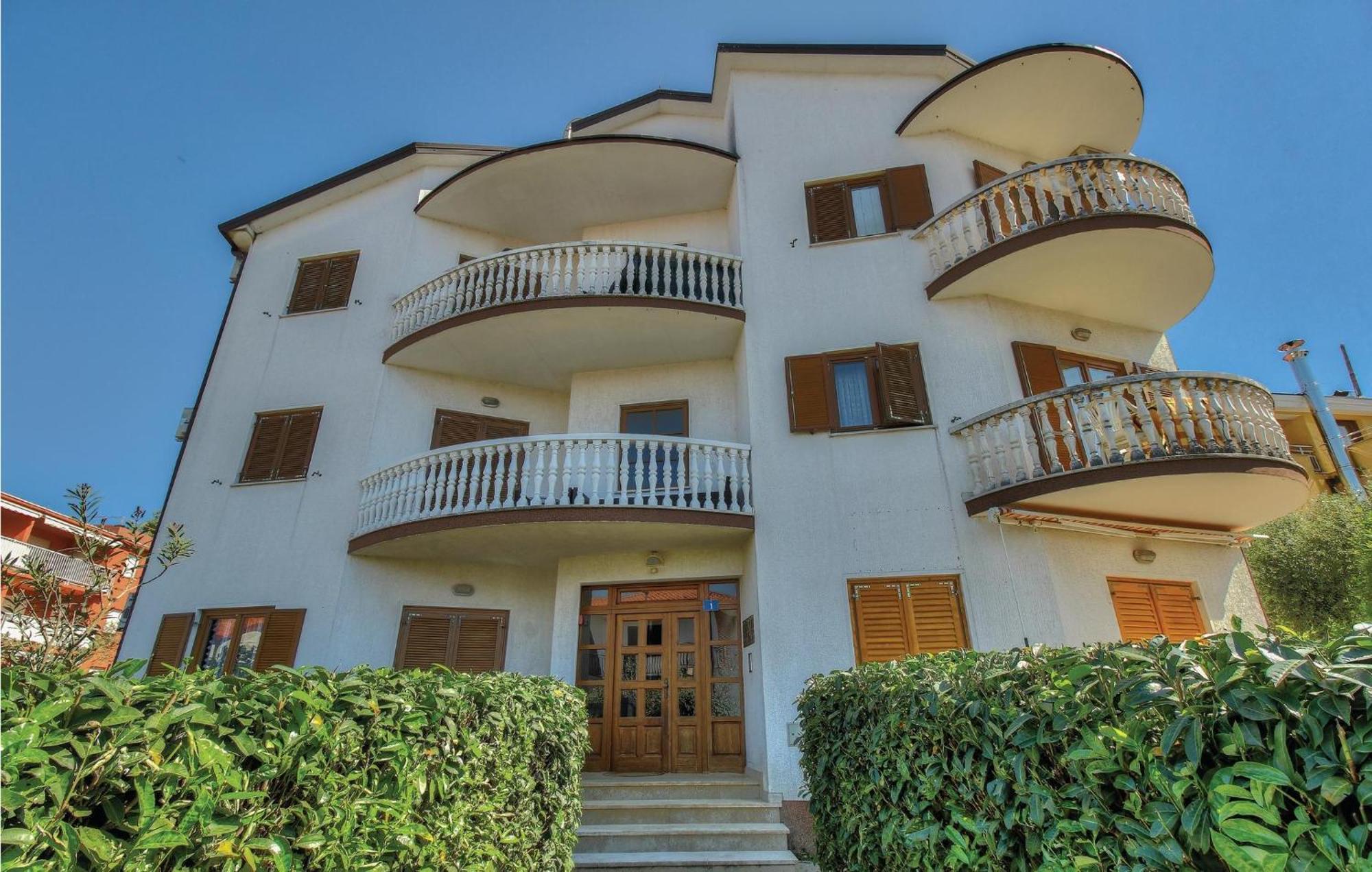 Apartment Cozy Apartment In Zambratija With Kitchen *